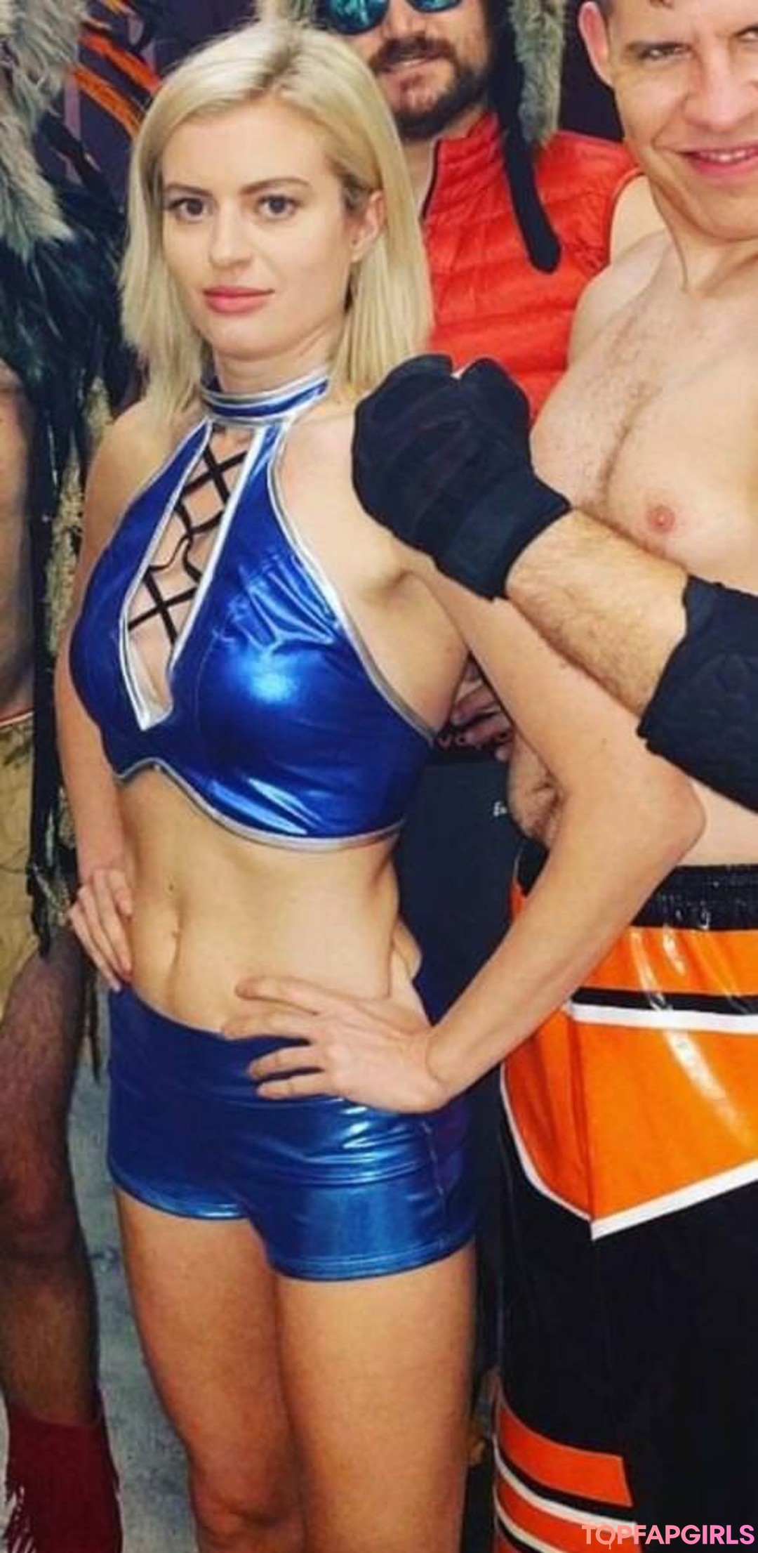 Elyse Willems top profile image