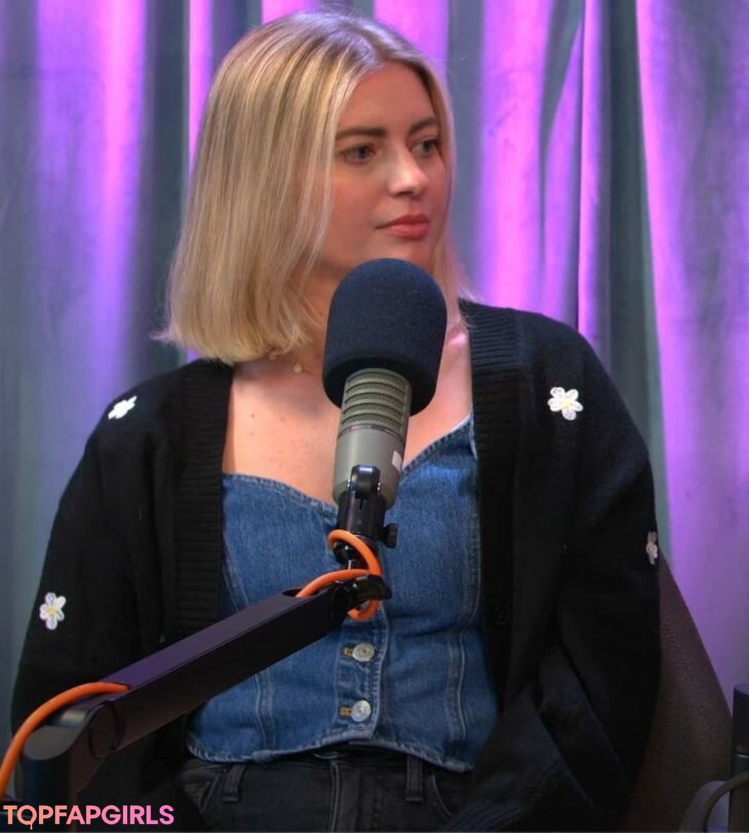 Elyse Willems star art gallery