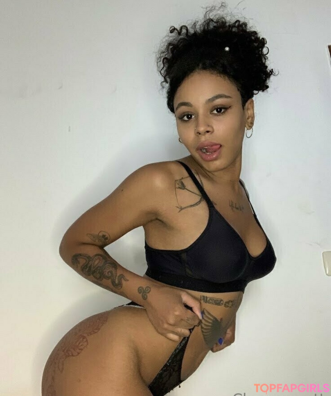 busty lingerie onlyfans art xxx pic