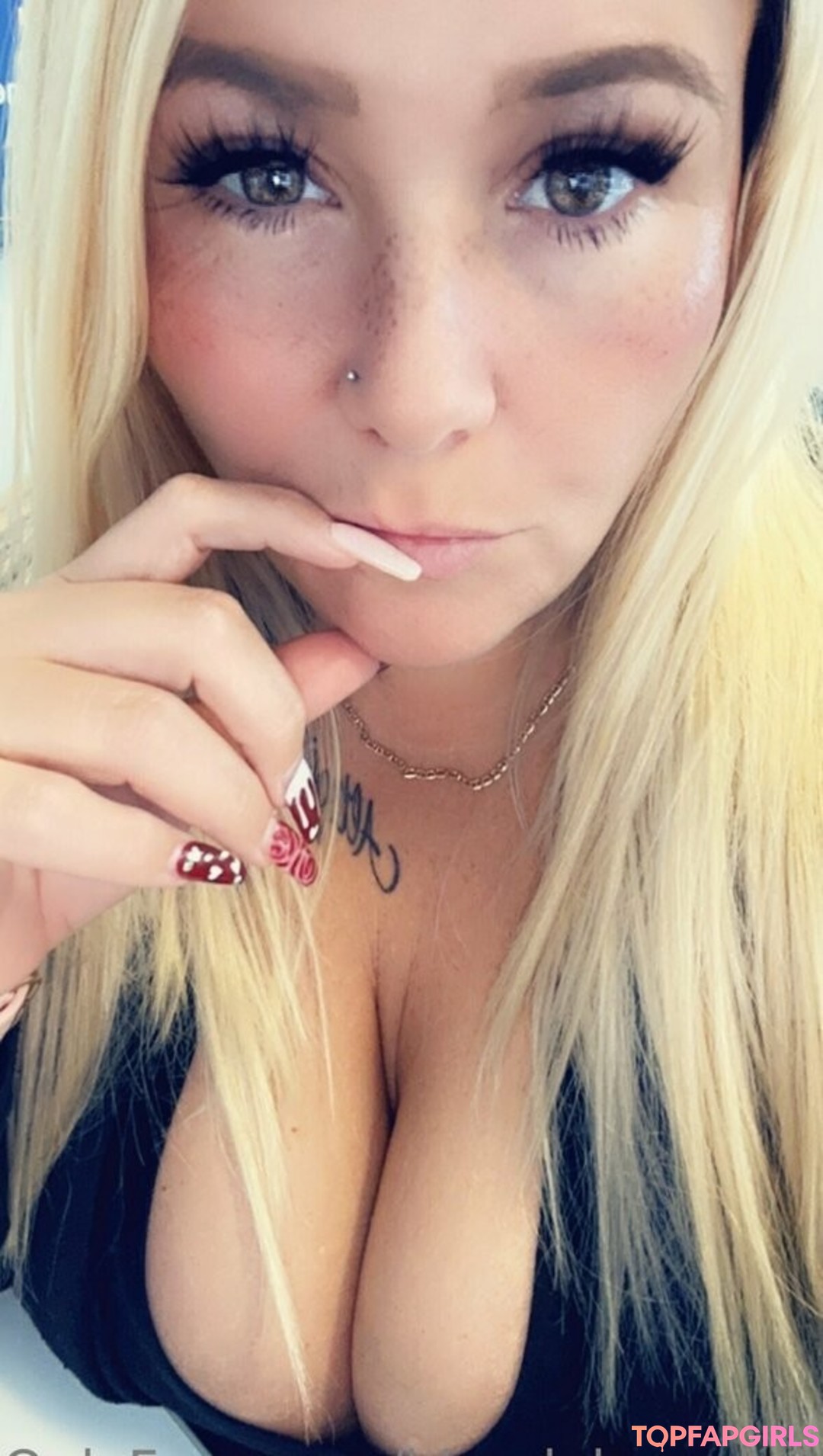 old mom onlyfans sex images
