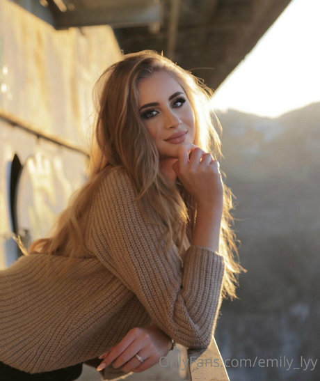 ebony shower onlyfans pornographic image