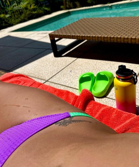 Lett Pereira high quality star photos