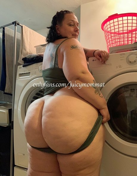 JuicymommaT star hd photo