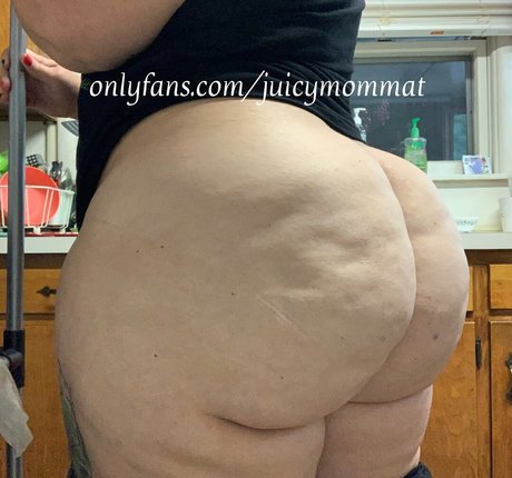 JuicymommaT star free images