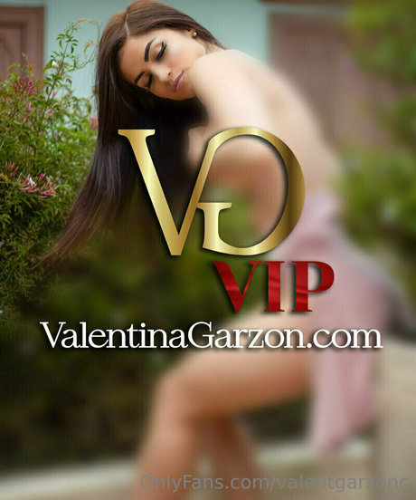 uncut onlyfans beautiful photos