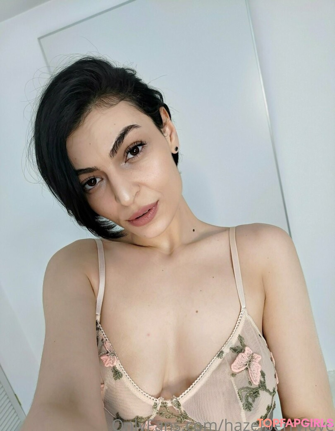 allysson69 star erotic image