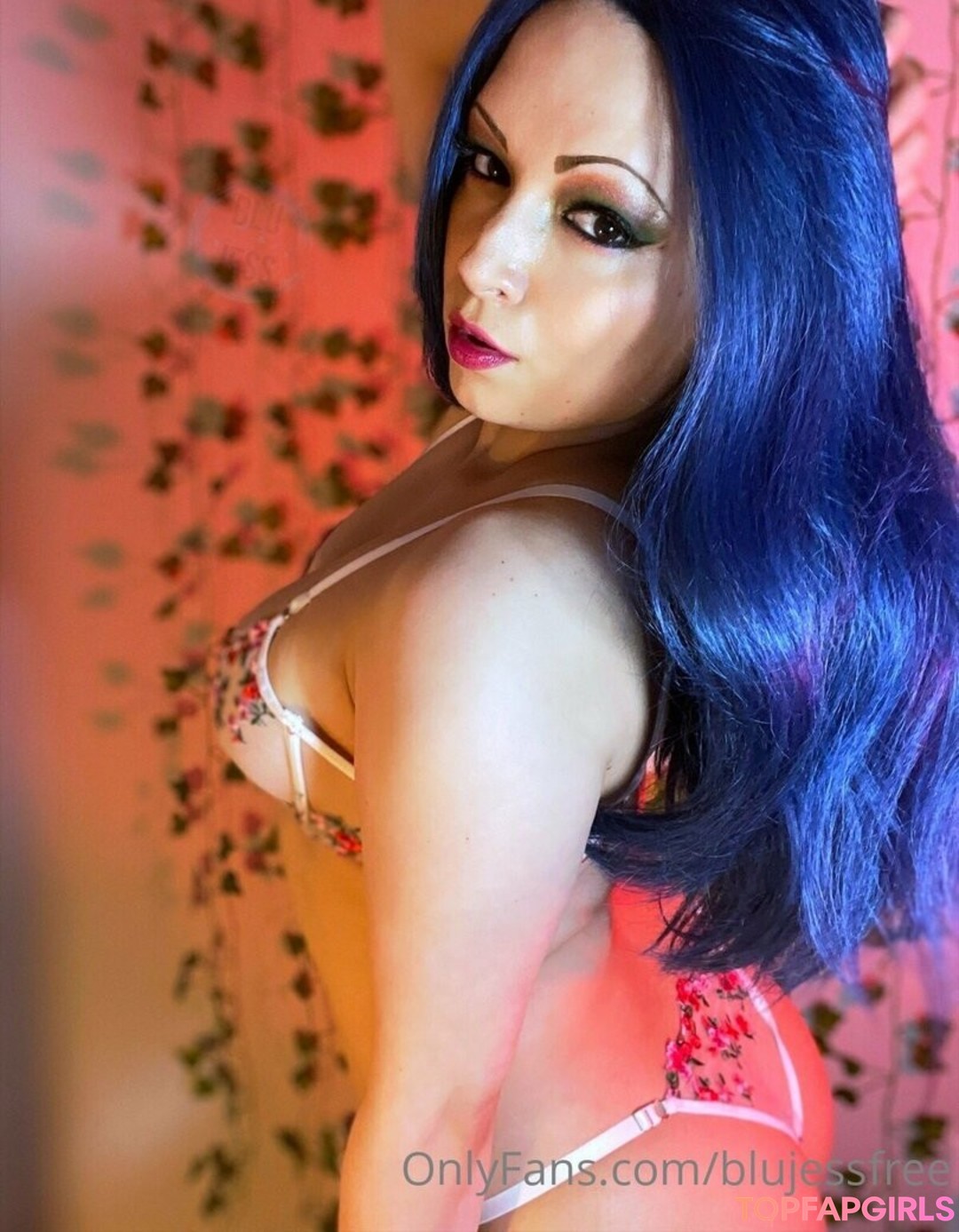 blujessfree sexy pornstar image