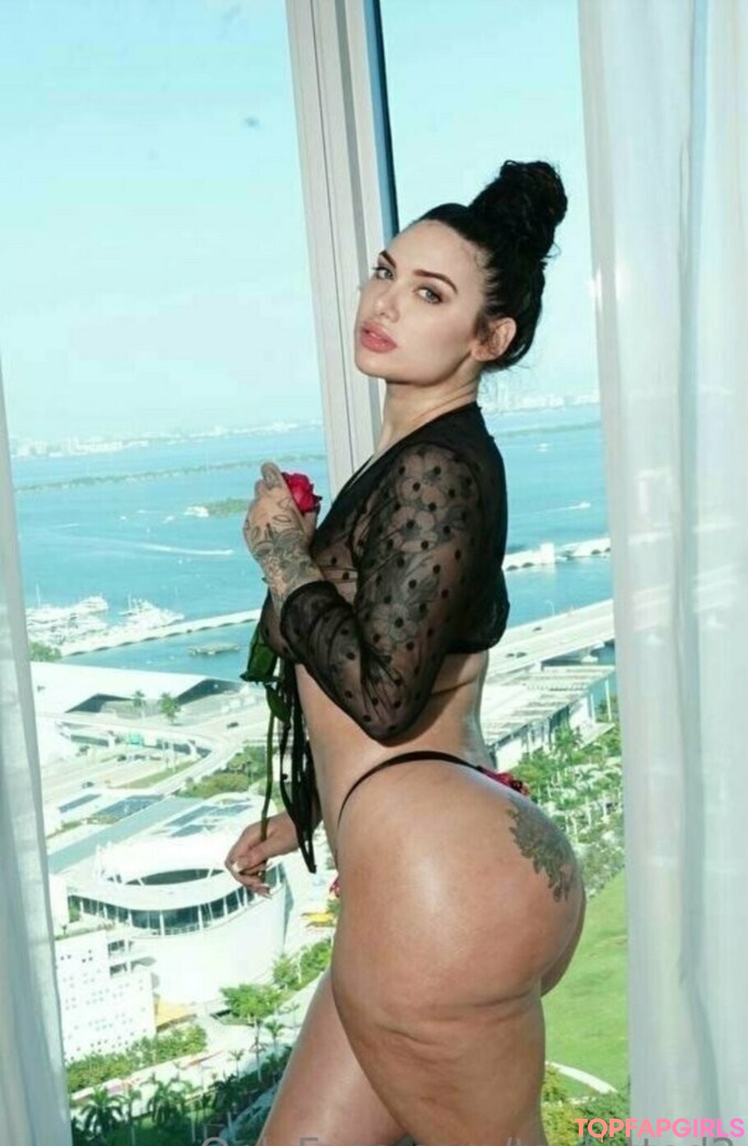 taytatted2 pornstar sexy photos