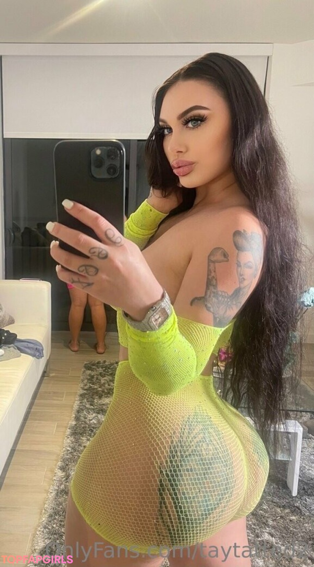teen fisting onlyfans top pictures