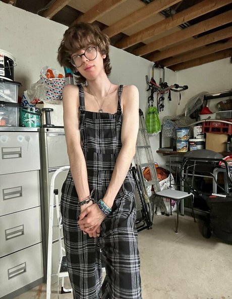 redhead threesome onlyfans free naked pics