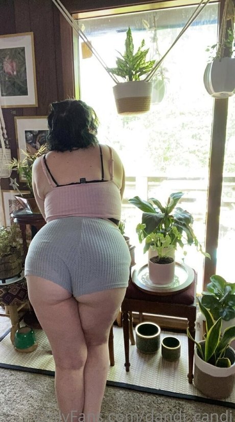 busty teen onlyfans pornographic pictures