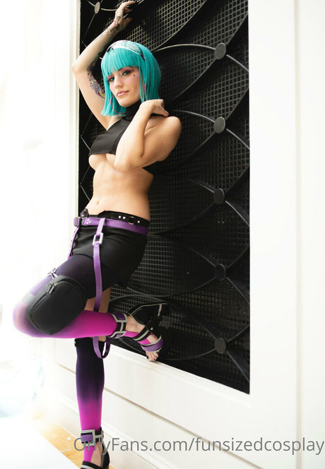 funsizedcosplay model erotic pictures