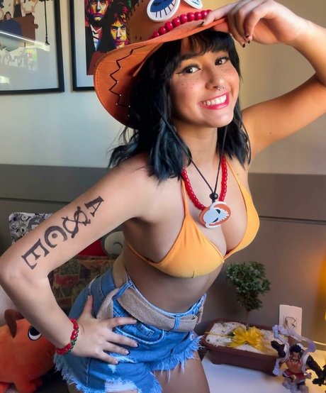 Bibi Vitona star naked image