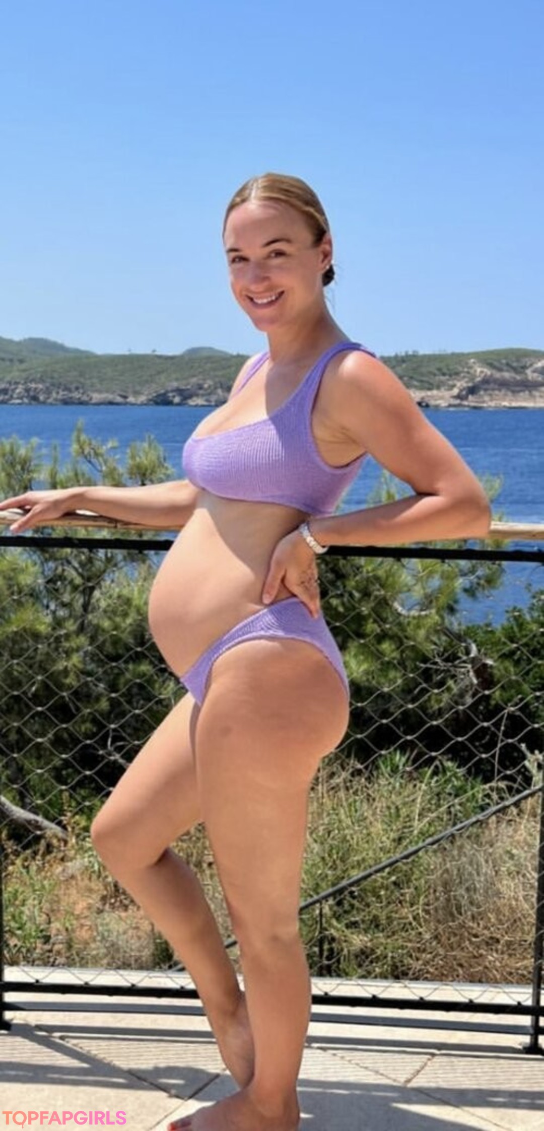 chubby teen onlyfans free sexy pic
