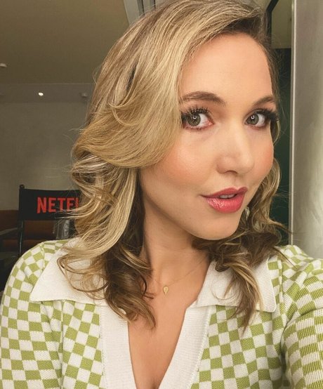 Taylor Tomlinson exclusive pornstar photo