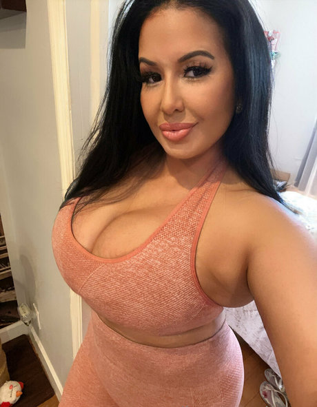 latinamilfnyc pornstar pretty archive