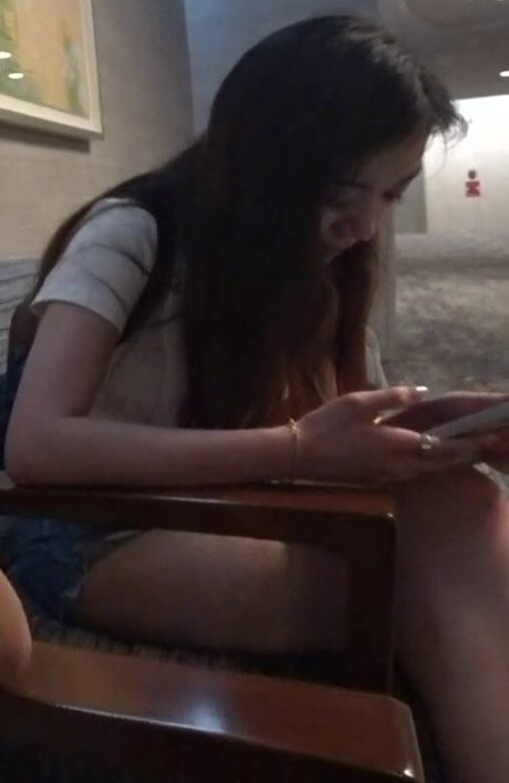 issfanfan hot model pics