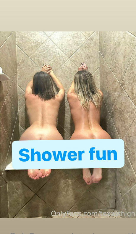 courtneyanntt pornographic star photos