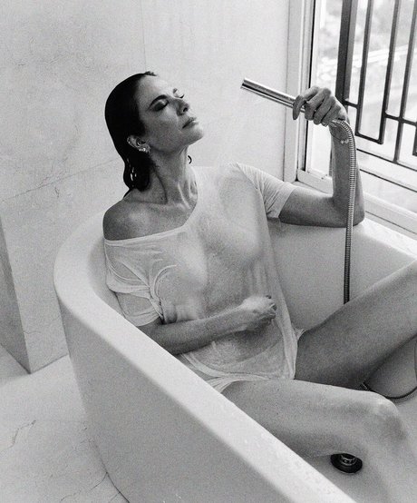 Luciana Gimenez naked star pictures