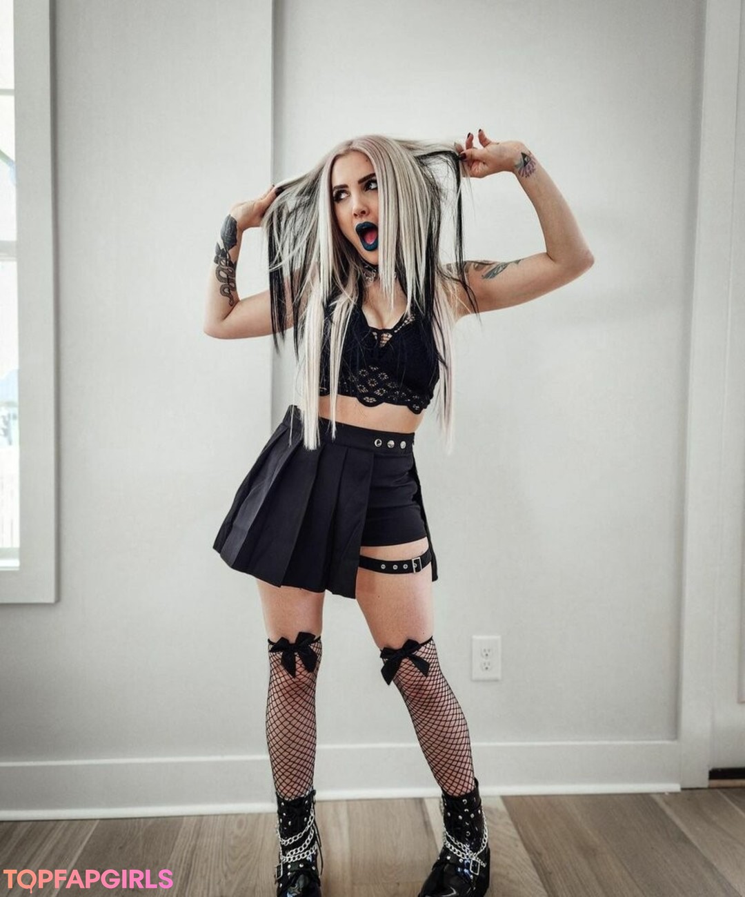 Addie Nicole Amick sex pornstar galleries