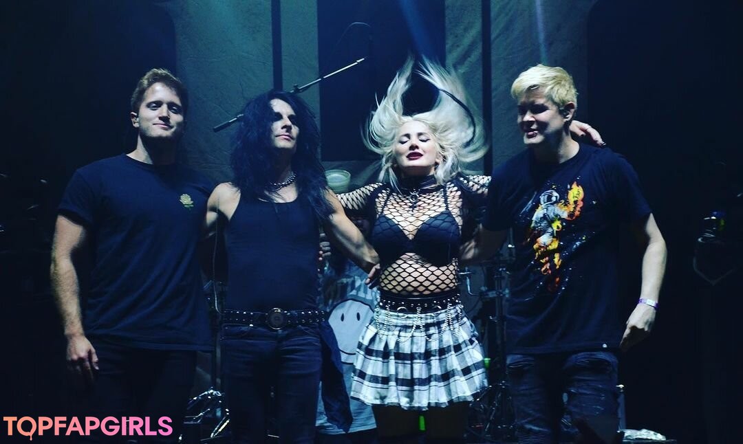 Addie Nicole Amick star naked galleries