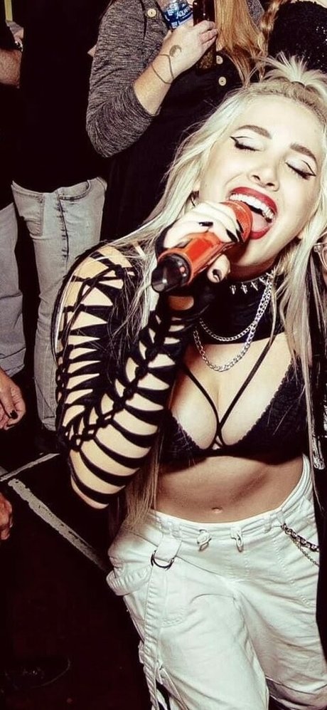 asian top onlyfans nude pic