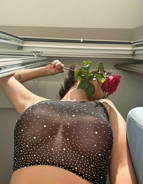 adielsexygirl nudes actress photos