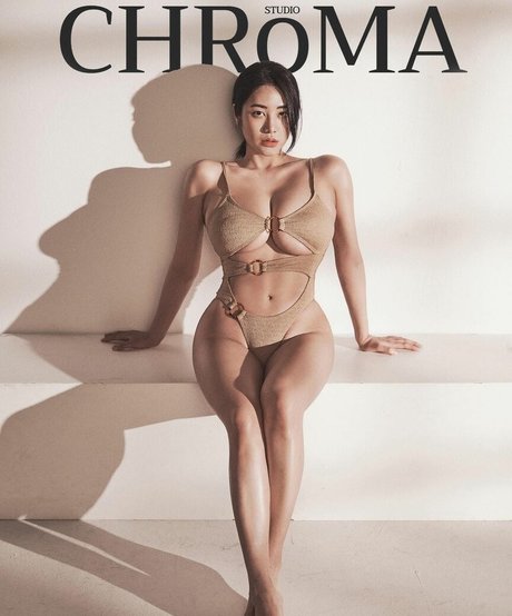 Tashay0ung sexy actress picture