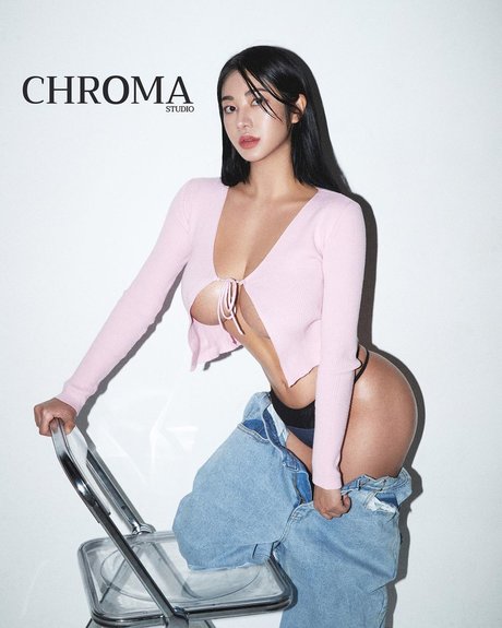 Tashay0ung erotic pornstar pictures