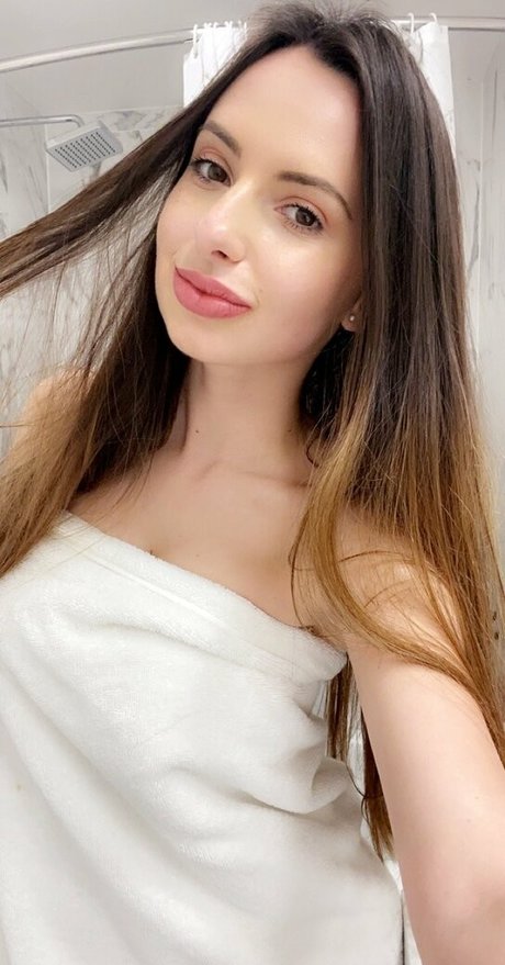 latina teen pussy onlyfans sexy naked picture