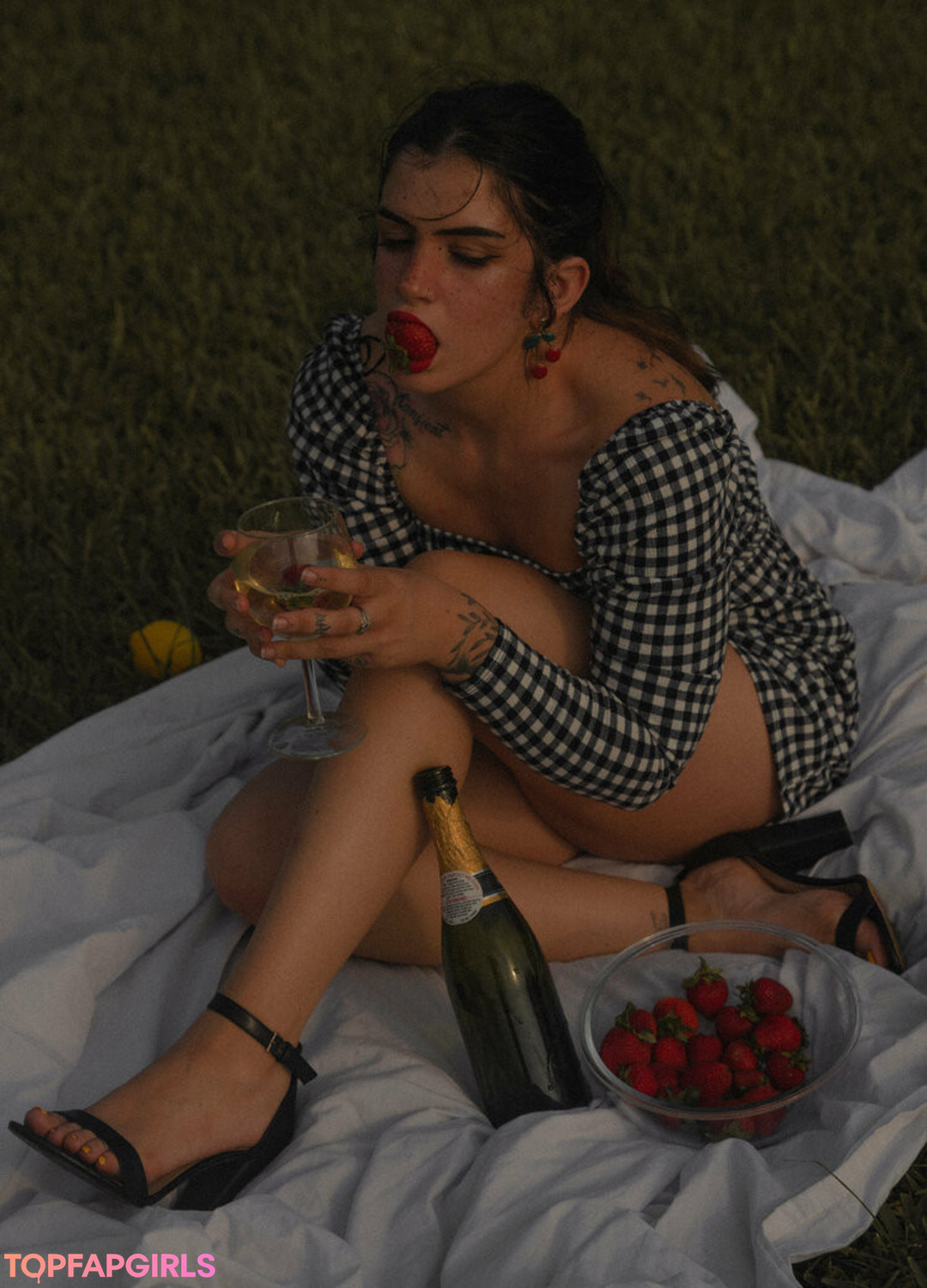 mmf onlyfans free naked galleries