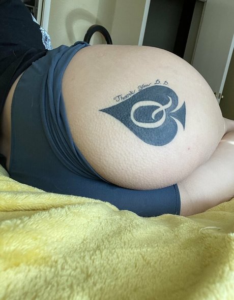 morekatie hot star img