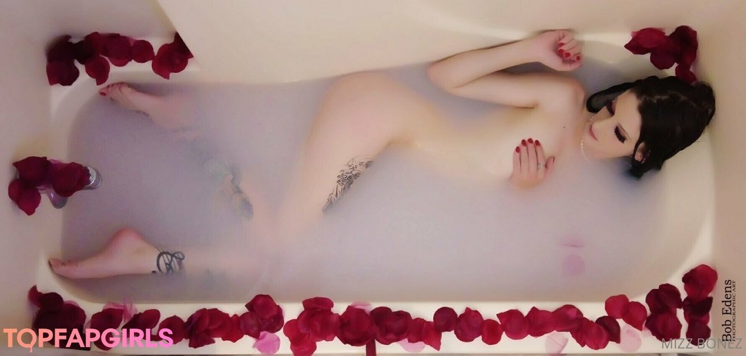 mizzbonez hot model pic