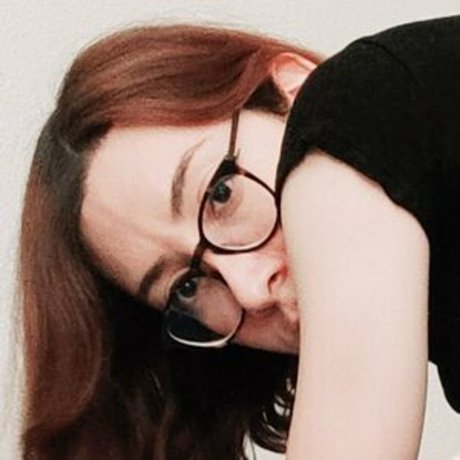 jenissenj sexy model picture