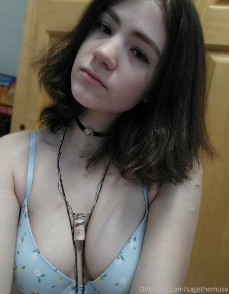 sagethemuse model hot pics