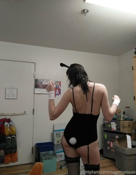 sagethemuse model beautiful photo