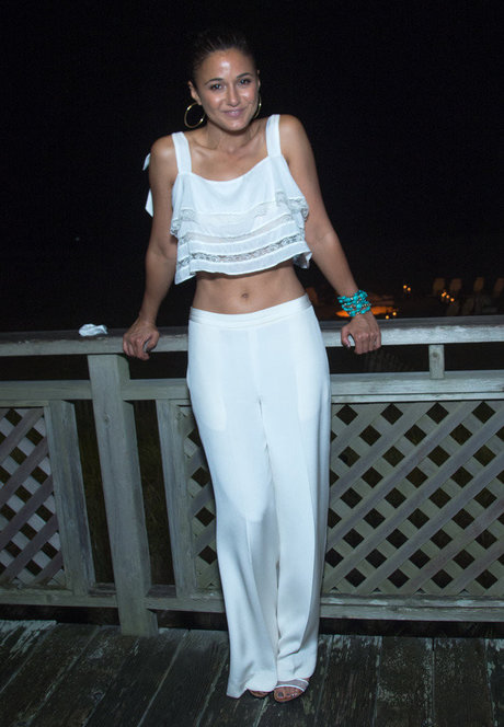 Emmanuelle Chriqui star photo