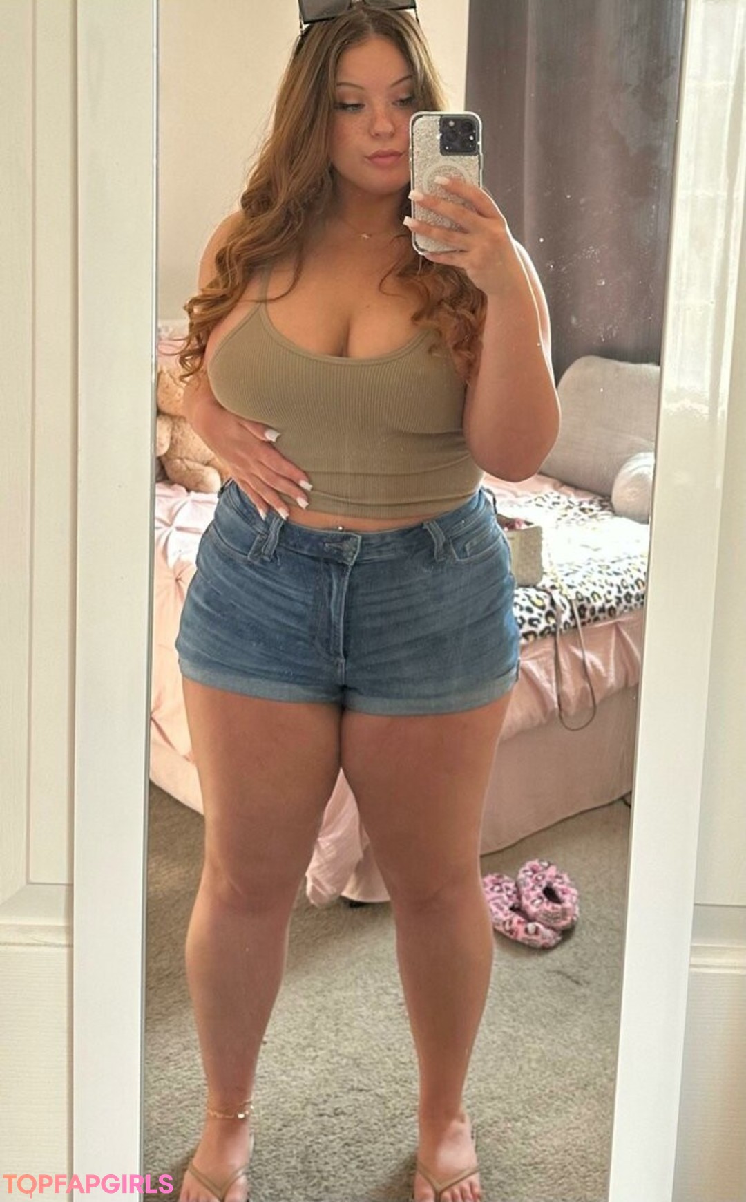 curvy muscle onlyfans art nude img