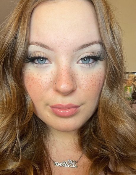 Lilly47 free model image