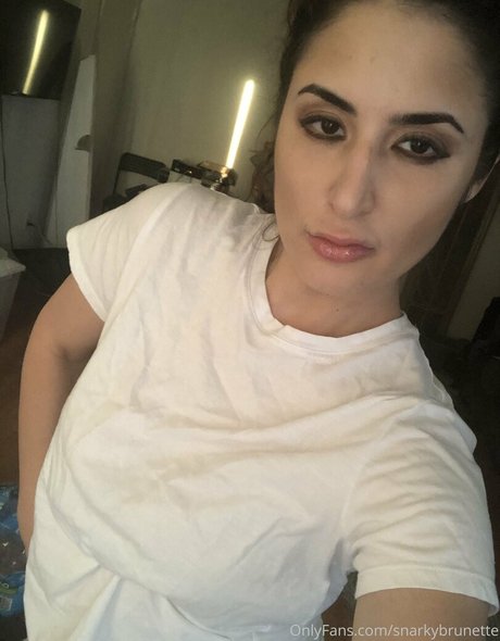 snarkybrunette hot actress image