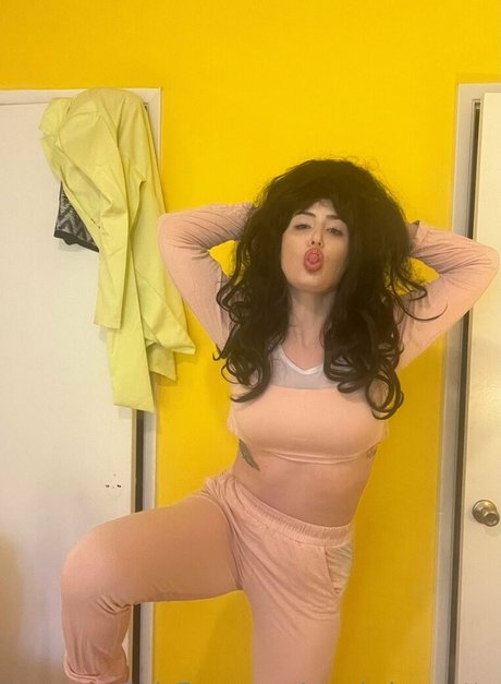 snarkybrunette pornstar top photos