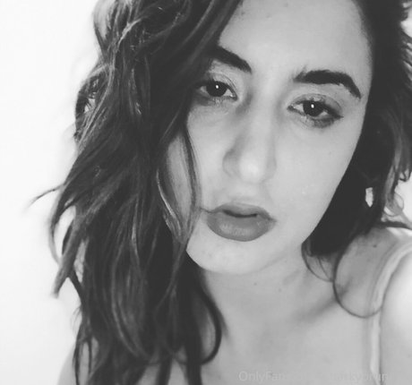 snarkybrunette art star archive