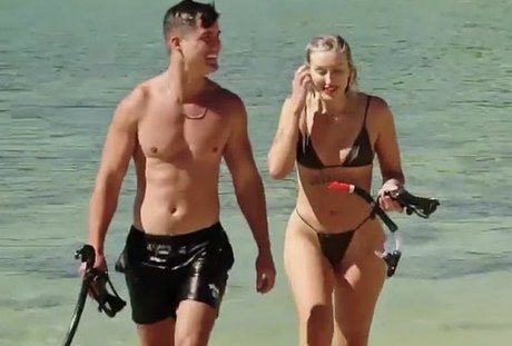 Sam Moitzi pornstar naked pictures