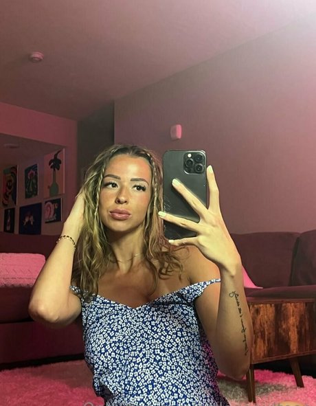 ginger milf onlyfans hd photos