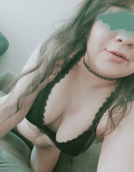 greensweater top star pictures