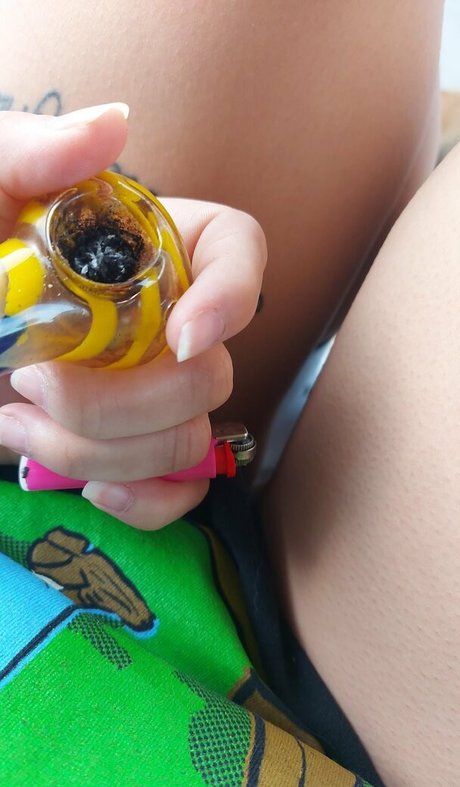 greensweater star hot pic