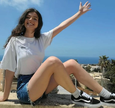 Chloe Lockley xxx pornstar pic