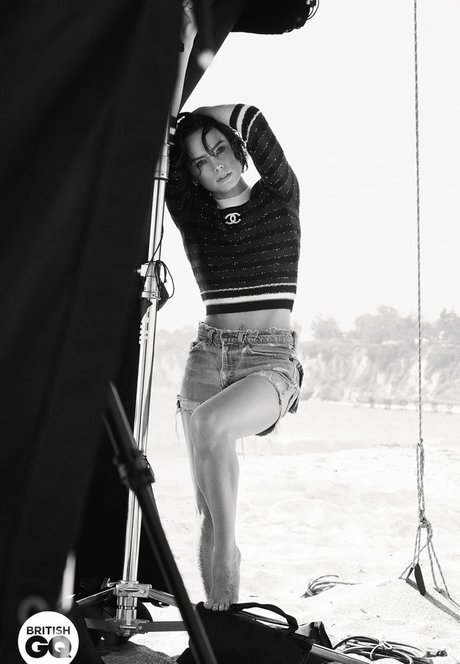 Daisy Ridley star erotic pictures