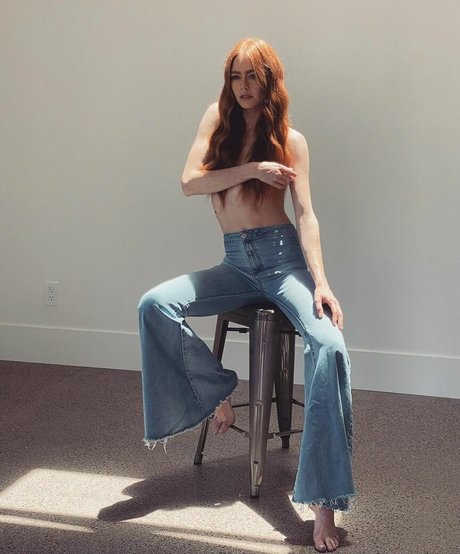 Holly Hicks pornstar sex img