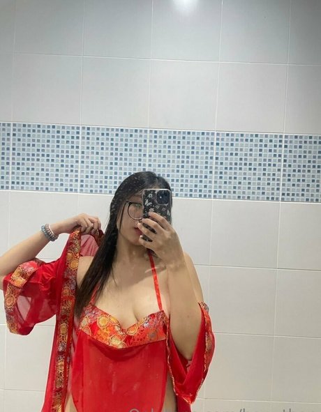 Thanyanan__Bow pretty pornstar pic